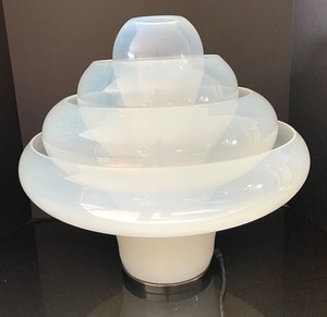 lot 2 image: Italian Lotus Murano Glass Table Lamp by Carlo Nason for Mazzega