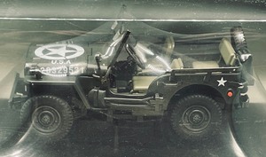 lot 48 image: Gonio Willys Jeep MB 124 Scale Metal Model