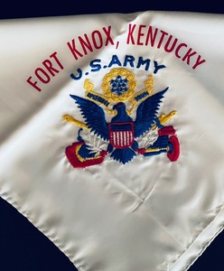 lot 111 image: Vintage U.S. Army Insignia Scarf