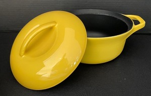lot 143 image: Colorcast Enamel Skillet and Covered Stockpot
