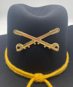 lot 158 image: U.S. Army Calvary Yellow Acorn Campaign Hat