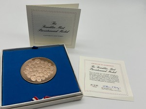 lot 259 image: American Presidents 1976 Bicentennial We the People Bronze Medal