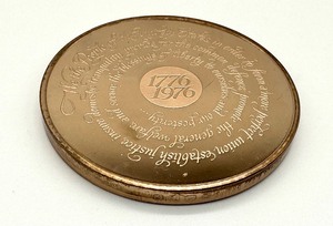 lot 256 image: American Presidents 1976 Bicentennial We the People Bronze Medal