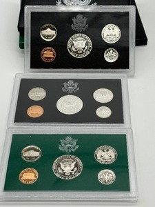 lot 228 image: 1995, 1996 and 1997 United States Coin Proof Sets