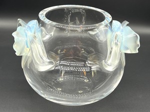 lot 12 image: Lalique Orchid Bowl