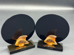lot 387 image: Pair of Lalique Crystal Gold Colored Fish Figurines