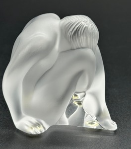 lot 364 image: Lalique Nabi Meditating Nude Figurine