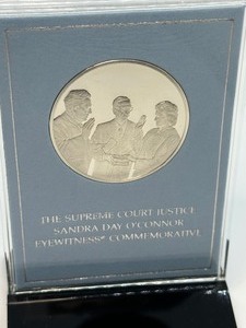 lot 399 image: Franklin Mint The Supreme Court Justice Sandra Day OConnor Eyewitness Commemorative Sterling Silver Medal