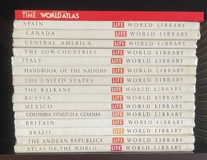 lot 439 image: LIFE World Library Books