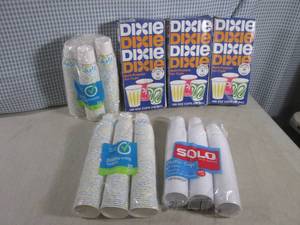 lot 11 image: (BSB) Assorted 3oz and 5oz Cups - 8...
