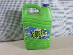 lot 15 image: (F-0) Big Bottle Super Miracle Bubb...
