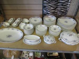 lot 29 image: (EW4) Very Nice Noritake (90pc) 12 ...