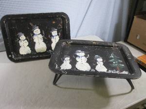lot 37 image: (FS) 2 Vintage Lap TV Trays ...