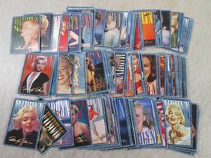 lot 107 image: (CNTR) 90 1993 Marilyn Monroe Trad...