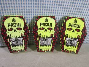 lot 121 image: (B-1) 3 One Chip Challenge Chips Pa...