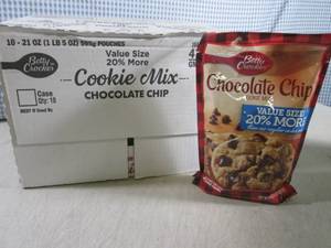 lot 136 image: (B-3) Case 10 Pouches Chocolate Chi...