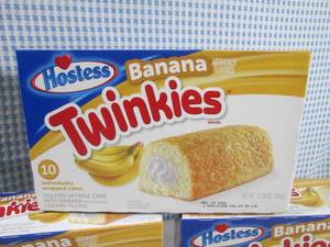 lot 150 image: (B-2) 3 Boxes Hostess Banana Twinki...