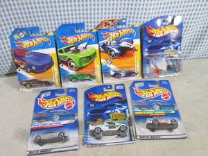 lot 160 image: (EC1) Assorted Hot Wheels in Packag...
