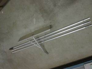 lot 162 image: (C-2) Roof Snow Rake with 3 5ft Han...