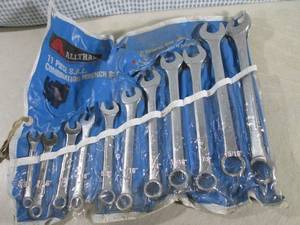 lot 179 image: (BSB) 11pc SAE Combination Wrench S...