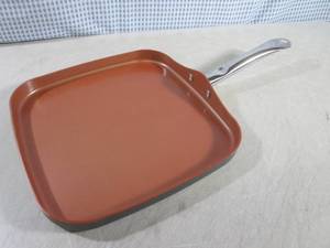 lot 185 image: (H-1) Copper Flat Pan 12 x 12...