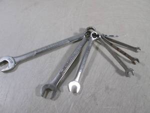 lot 255 image: (H-1) Assorted Craftsman Wrenches...