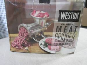 lot 257 image: (BS) Weston #32 Manual Meat Grinder...