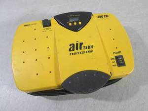 lot 262 image: (CSB) Bonair 250PSI 12V Air Compres...