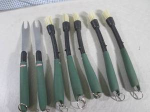 lot 277 image: (F-0) Coleman BBQ Brushes and Forks...