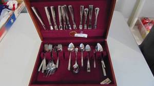 Misc Silverware With Case