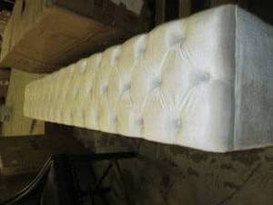 looks like a 8 foot wide platform b...