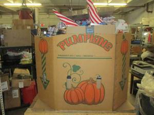 pallet of misc items please see pic...