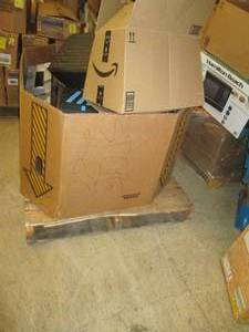 pallet of misc items please see pic...