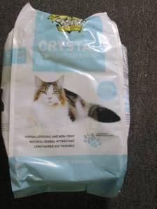 8lb bag of crystal cat litter...