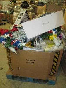 pallet of misc please see pictures ...