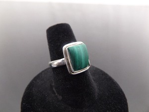 .925 Sterling Silver Malachite Cabochon Ring Size 6.5