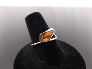 .925 Sterling Silver Amber Cabochon Flower Ring Size 7