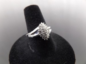 .925 Sterling Silver Diamond Cluster Ring Size 8