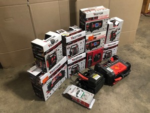 Mix lot of assorted Vector Battery Chargers & Maintainers, Customer returns, Review all pictures