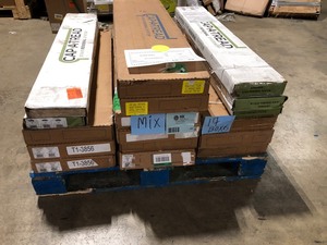 Mix Lot of assorted Flooring Tile, Customer return, Review all pictures, 17 cases, Review all pictures