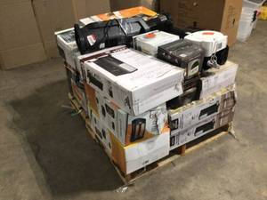 Pallet with Portable Heater Different style Modell and conditions Customer returns See Pics