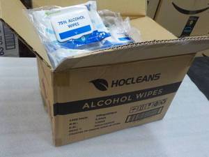 lot 89 image: Case of HoCleans Alcohol Wipes 1200...