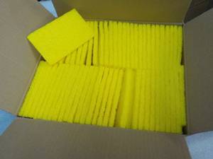 lot 131 image: 60 - 3 x5  Yellow Scrubbing Pads...