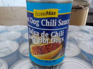 lot 257 image: 24 pack Econo Max Hot Dog Chili Sau...