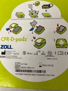 lot 15 image: ZOLL CPR-D-padz