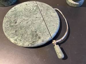 lot 24 image: Green Marble Kitchen Set
