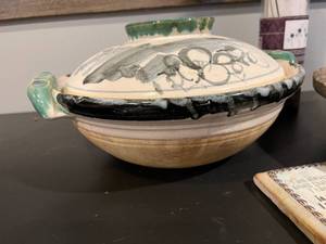 lot 44 image: Ceramic Bowl and Decor Lot