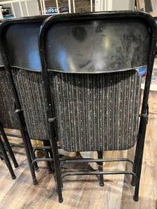 lot 58 image: 4 Metal Folding Chairs