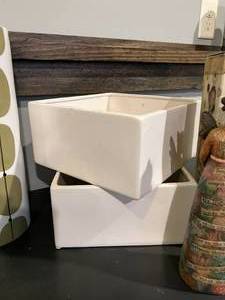 lot 50 image: Demdaco Kelly Rae Roberts Figurine and Home Decor Lot