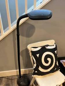 lot 106 image: Home Furniture Lot Lamp, Table, Chair and More